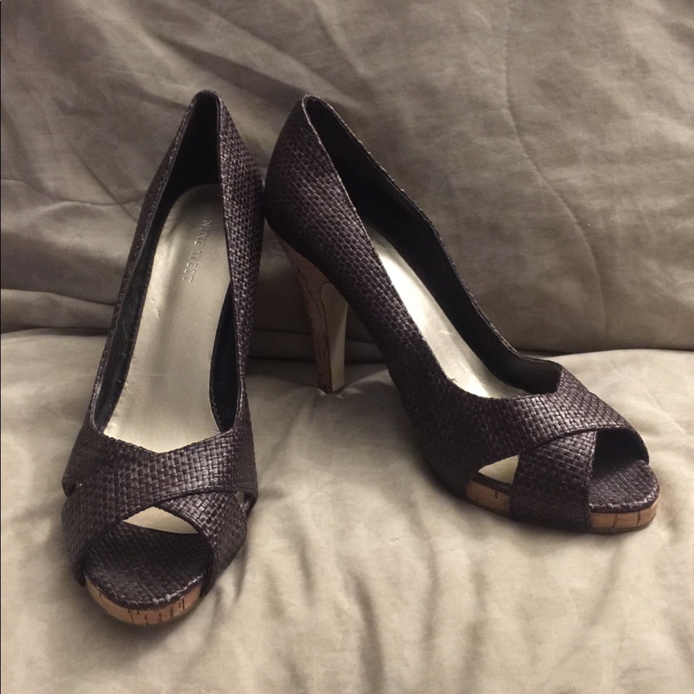 Nine West brown cork heels